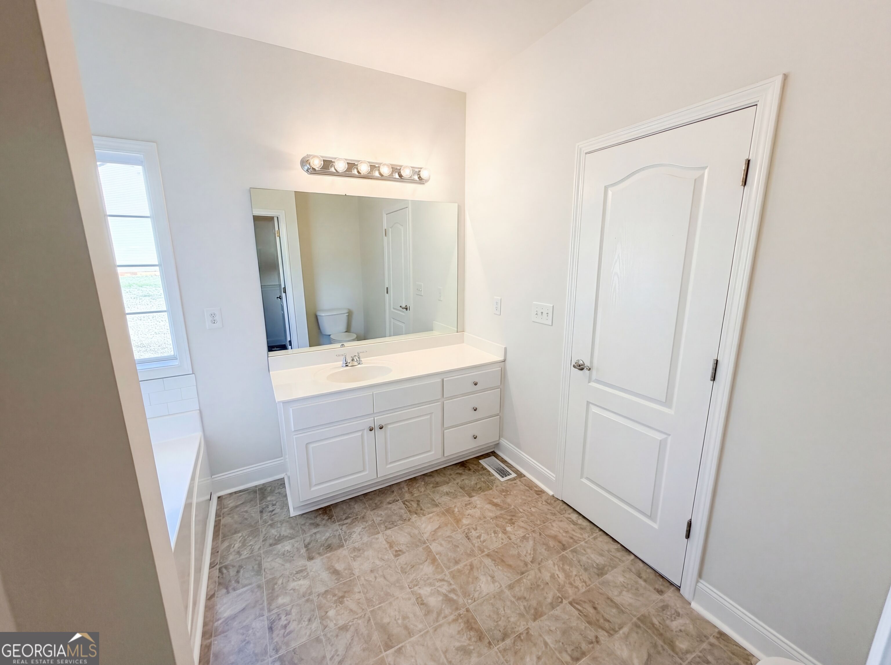 95 Woods Way Property Photo 31