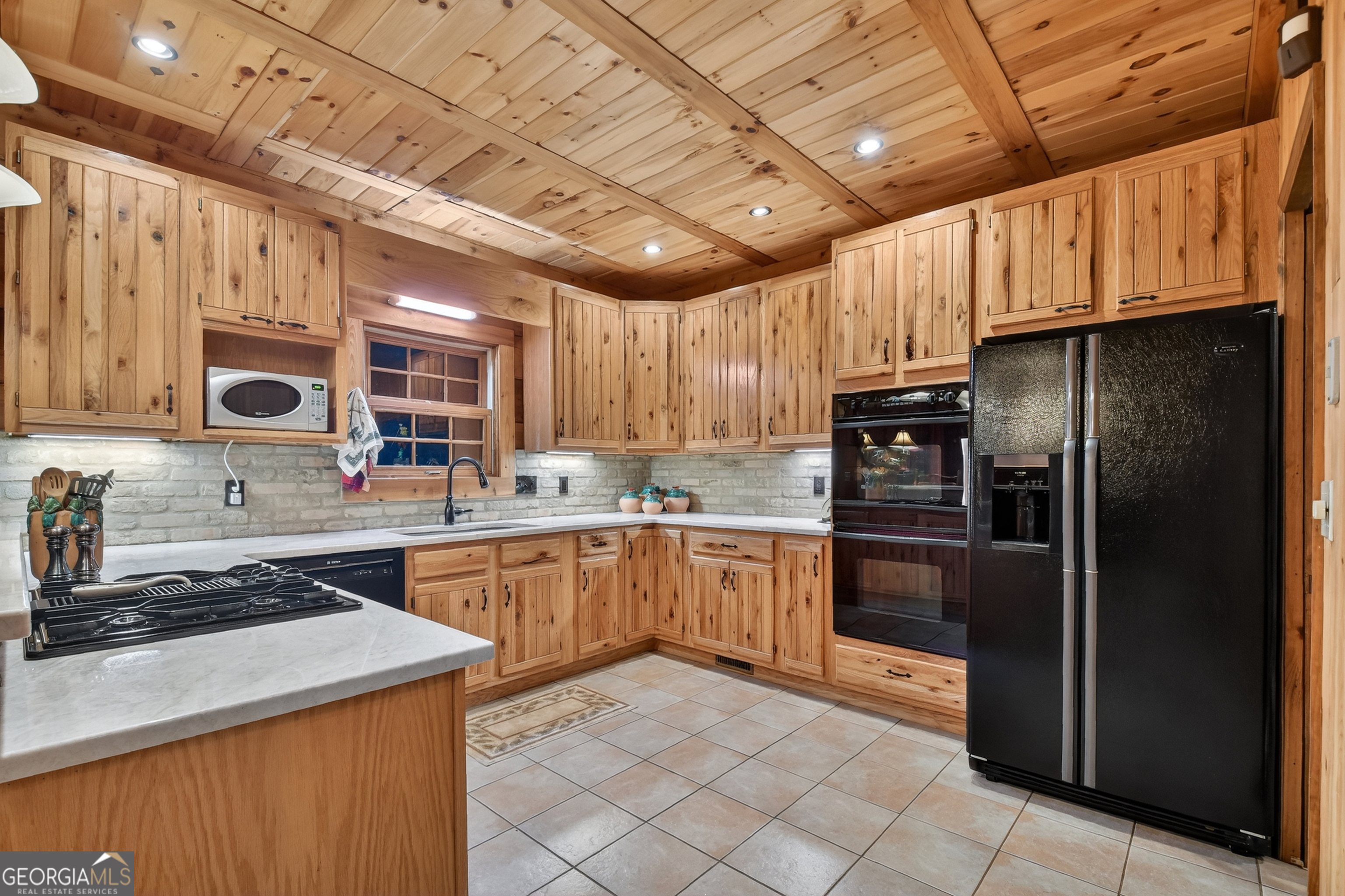 266 River Road Property Photo 16