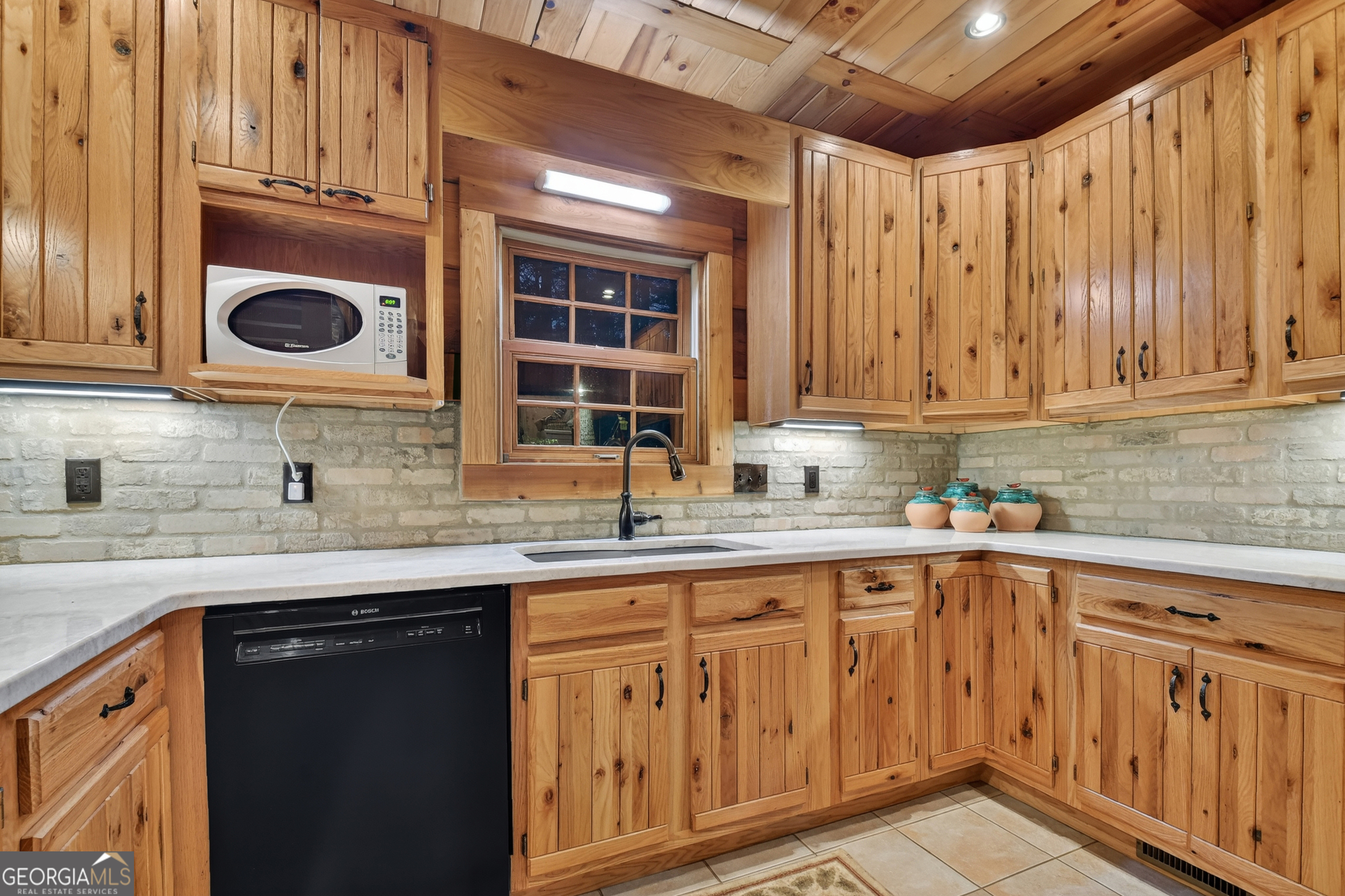 266 River Road Property Photo 17
