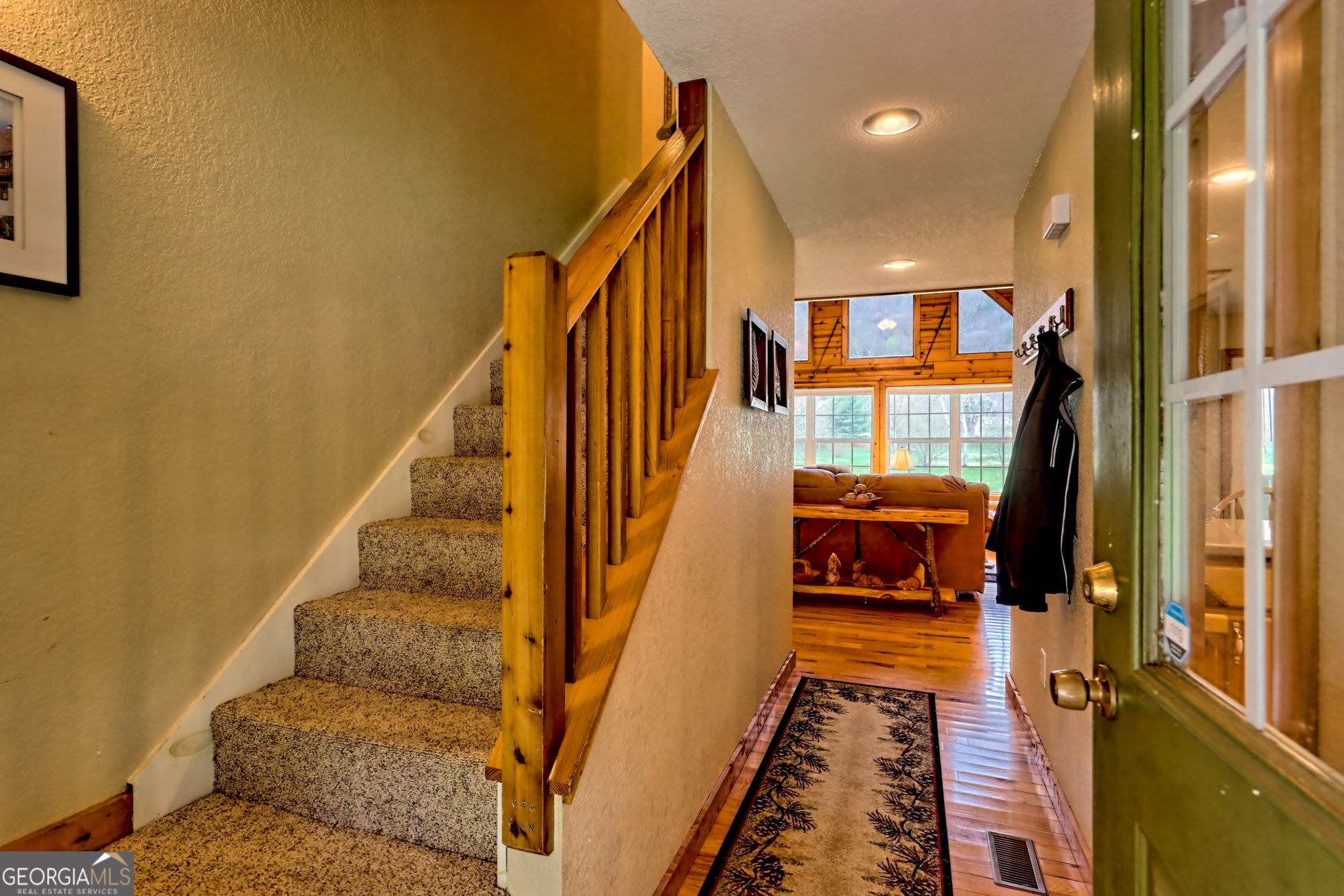 3556 Riverfront Lane Property Photo 3