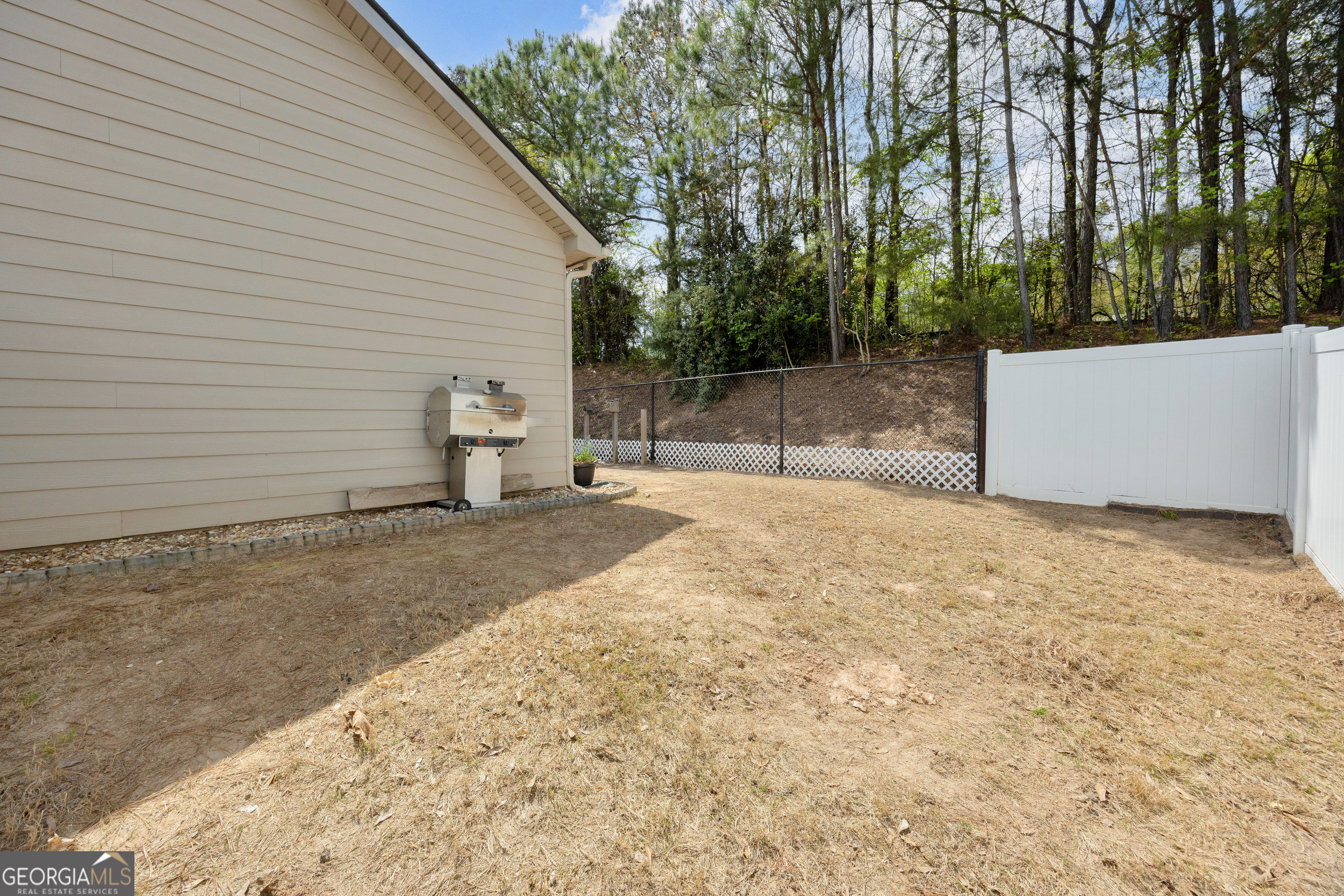 825 Hidden Hollow Circle Property Photo 5