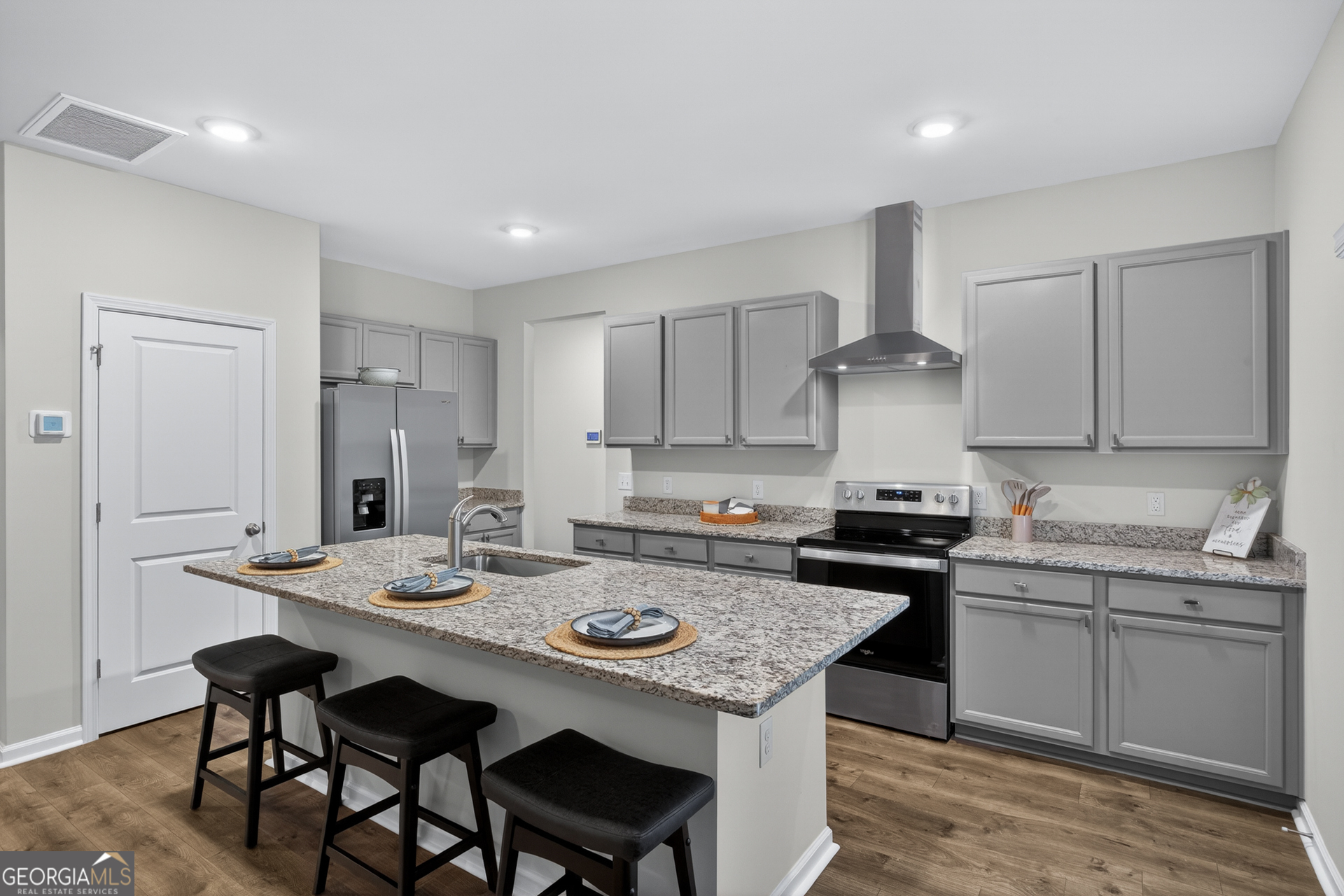 312 Serengeti Boulevard Property Photo 9