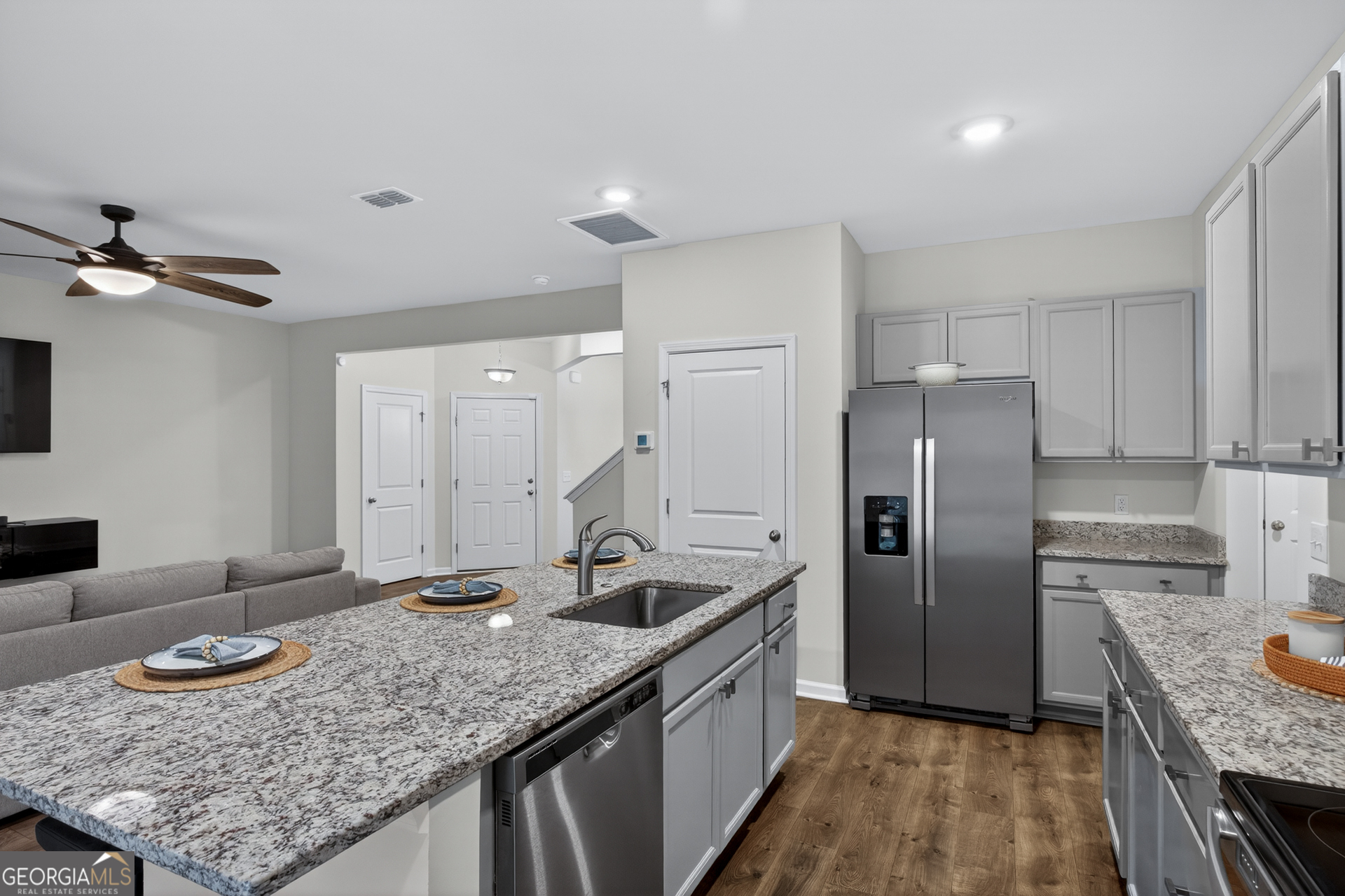 312 Serengeti Boulevard Property Photo 10