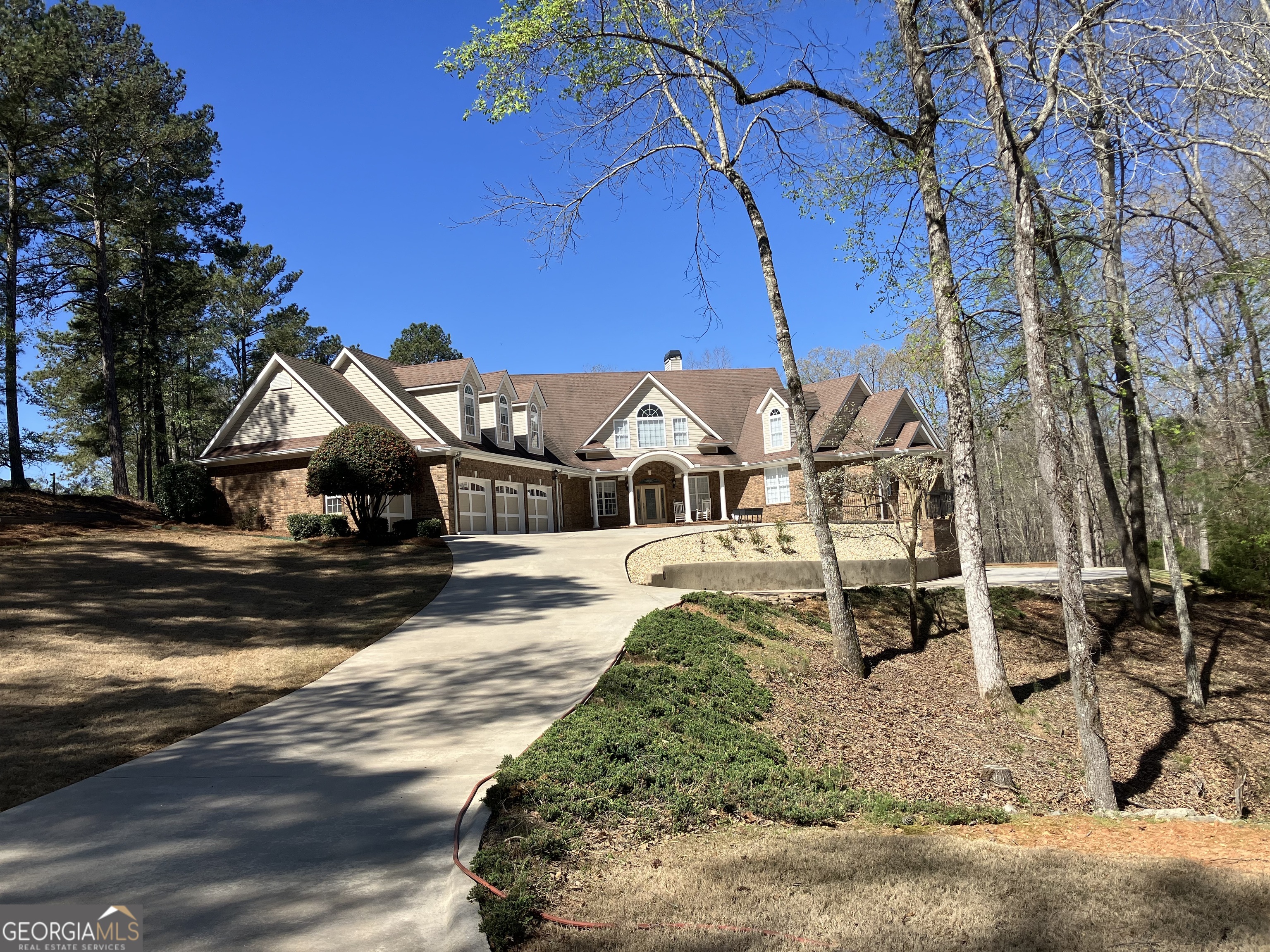 5039 Liberty Road Property Photo 1
