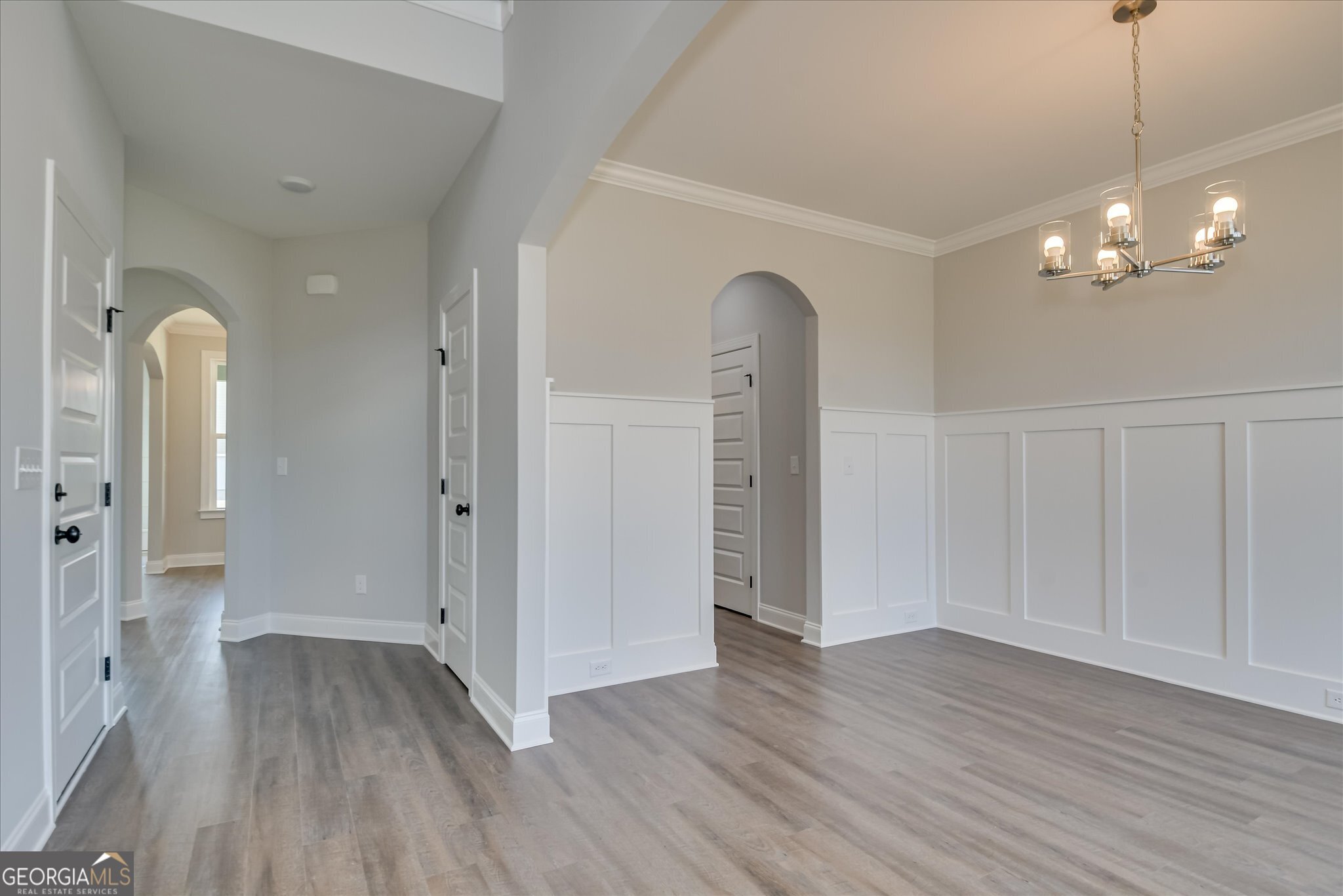 1817 Harbury Drive Property Photo 8