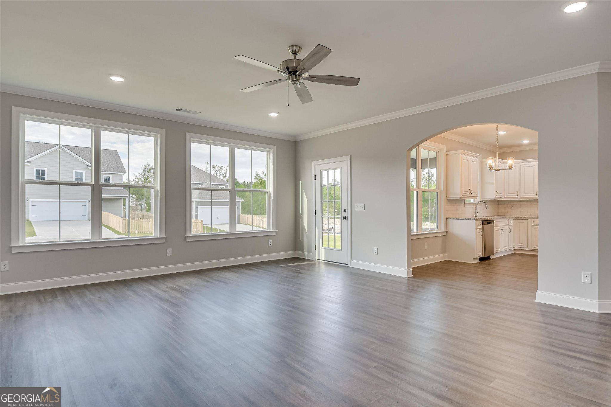 1817 Harbury Drive Property Photo 12