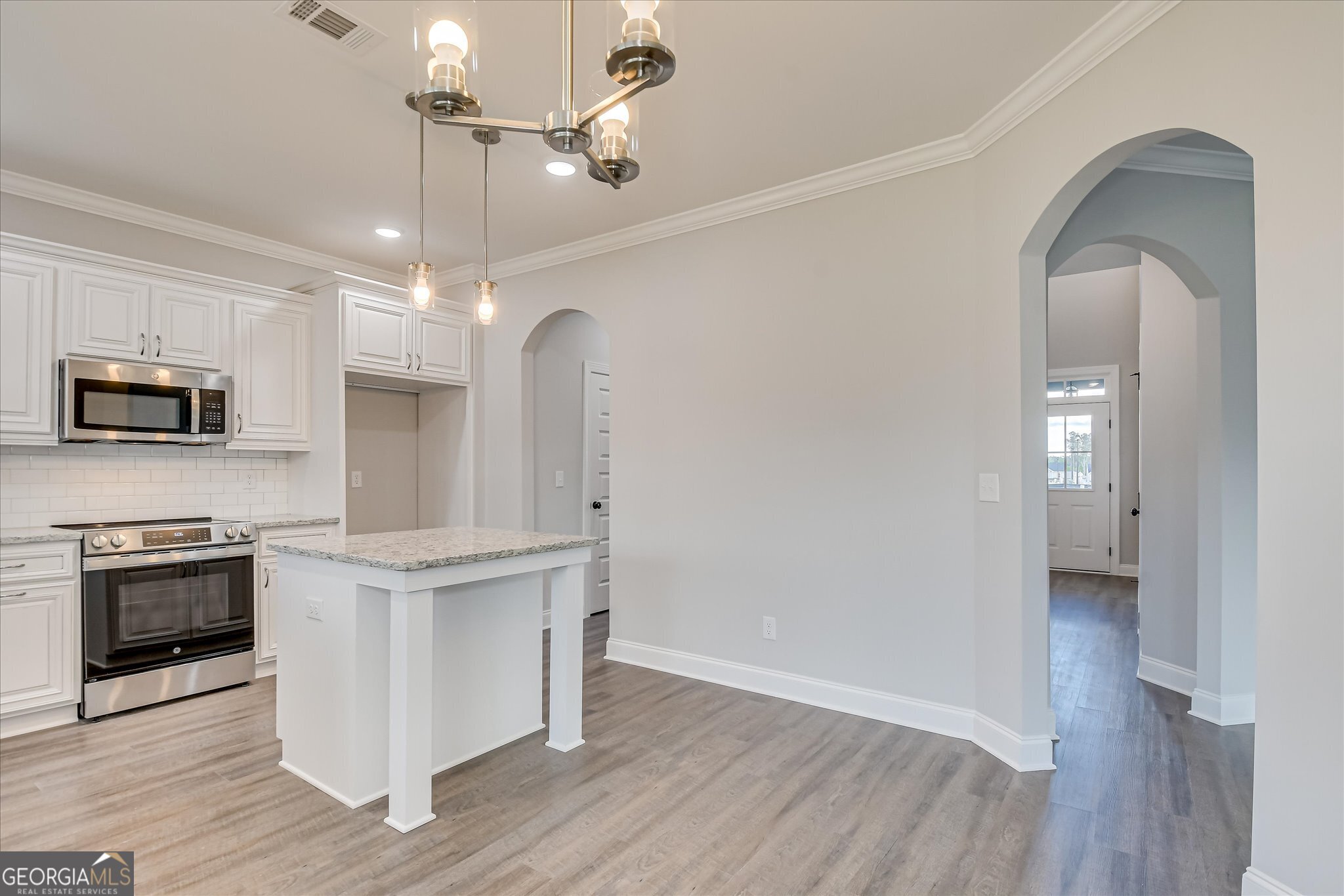 1817 Harbury Drive Property Photo 20