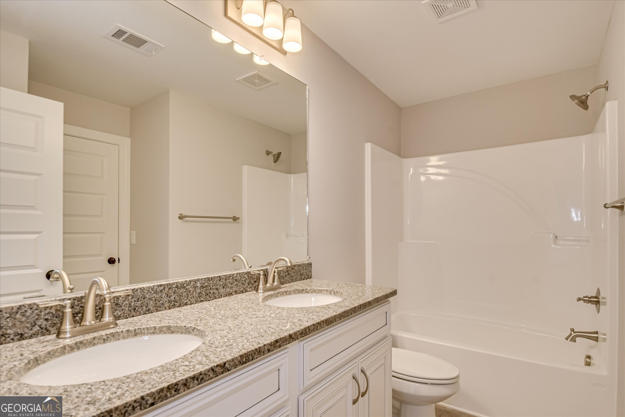 1817 Harbury Drive Property Photo 41