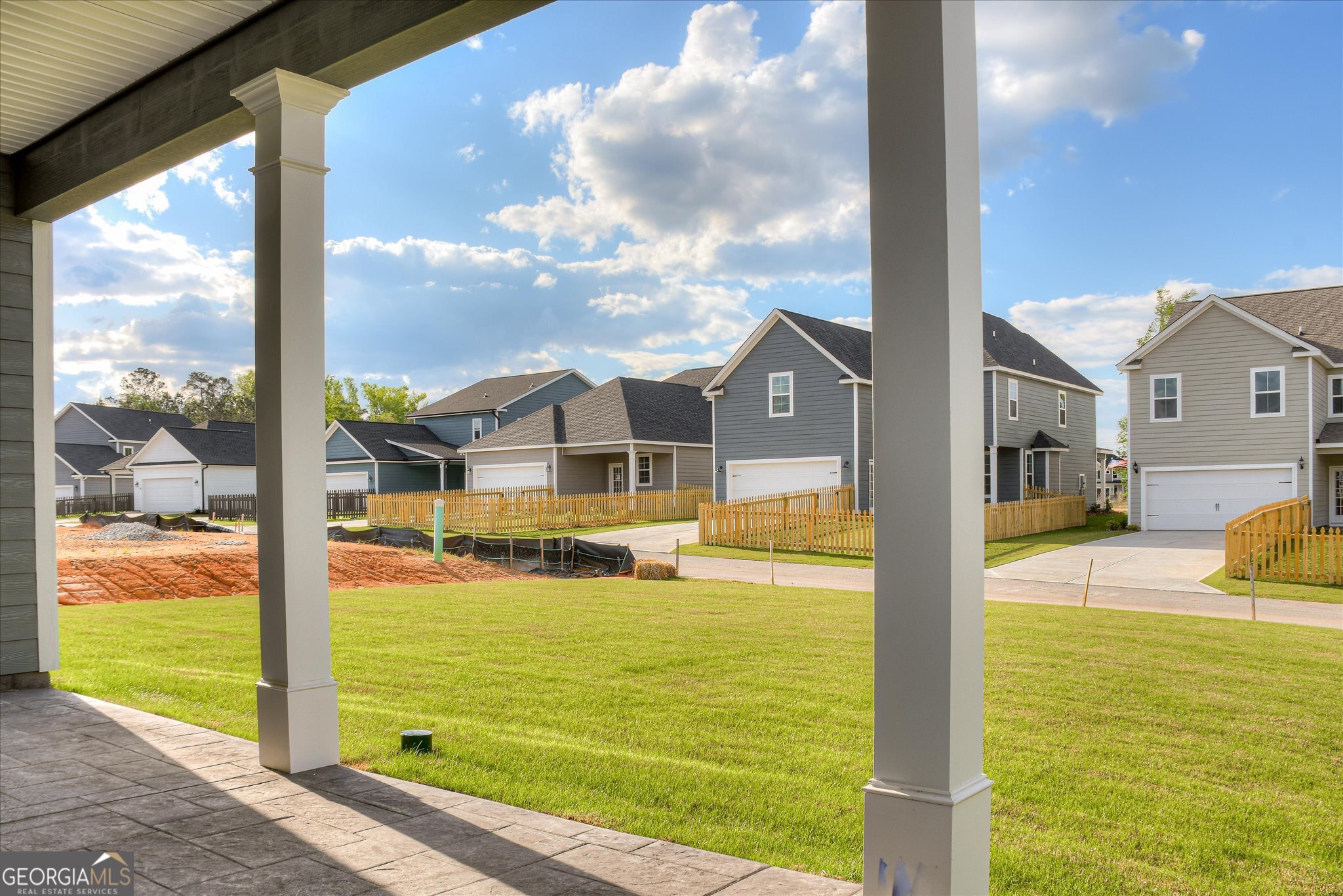 1817 Harbury Drive Property Photo 48