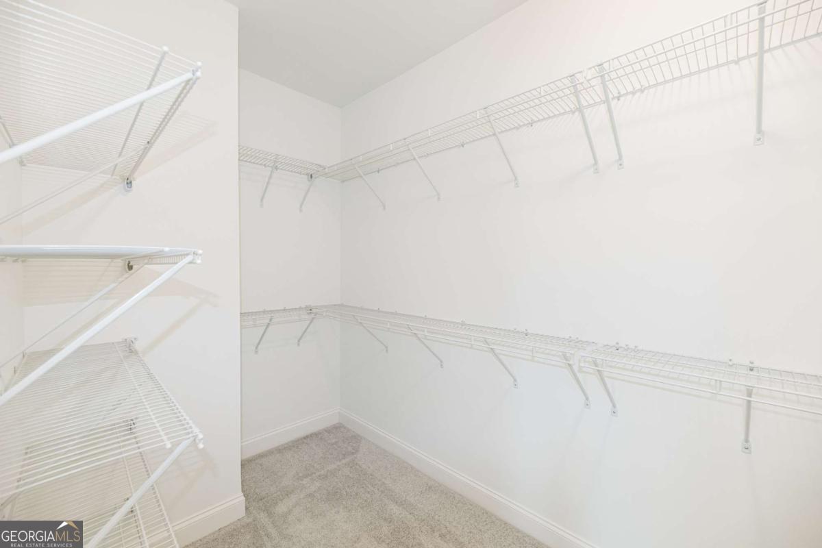 529 Broadview Place Ne Property Photo 22