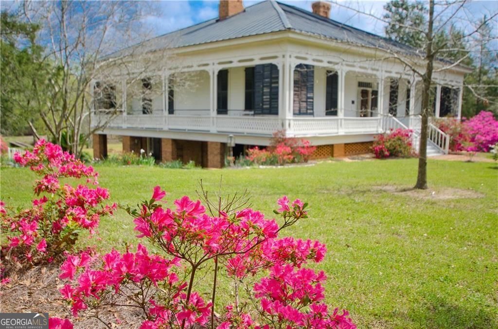 732 Mcgarrah Street Property Photo 3