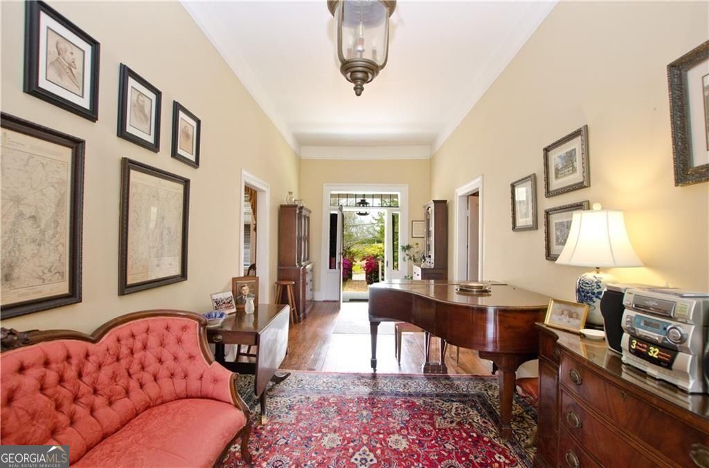 732 Mcgarrah Street Property Photo 6