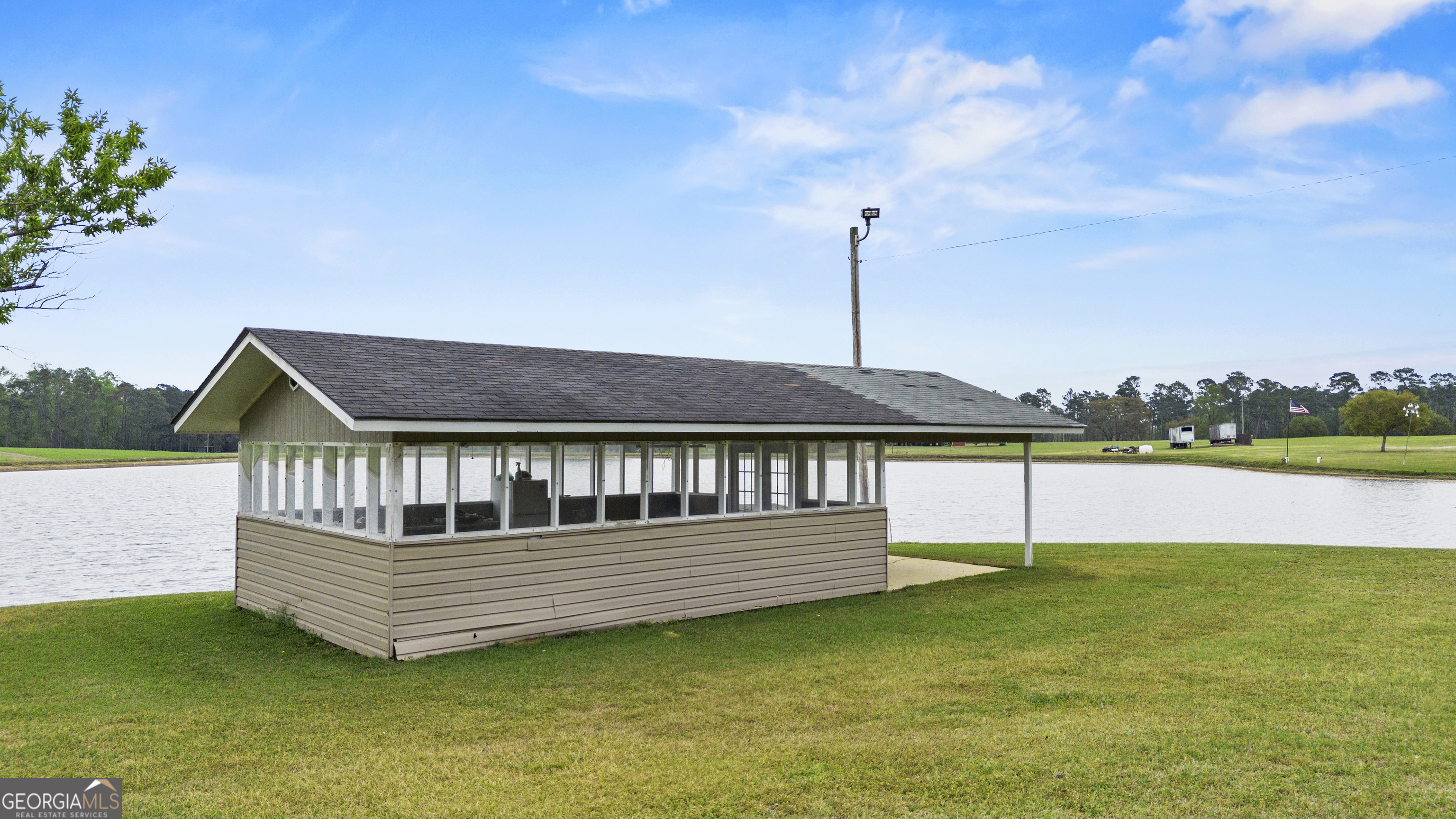 2206 Tellie Akins Road Property Photo 4