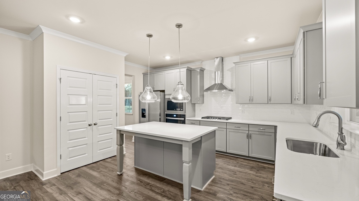60 Townsend Drive Property Photo 12