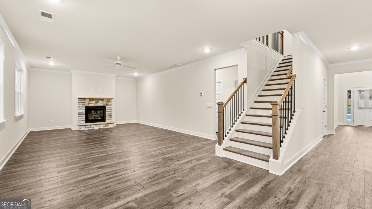 60 Townsend Drive Property Photo 14