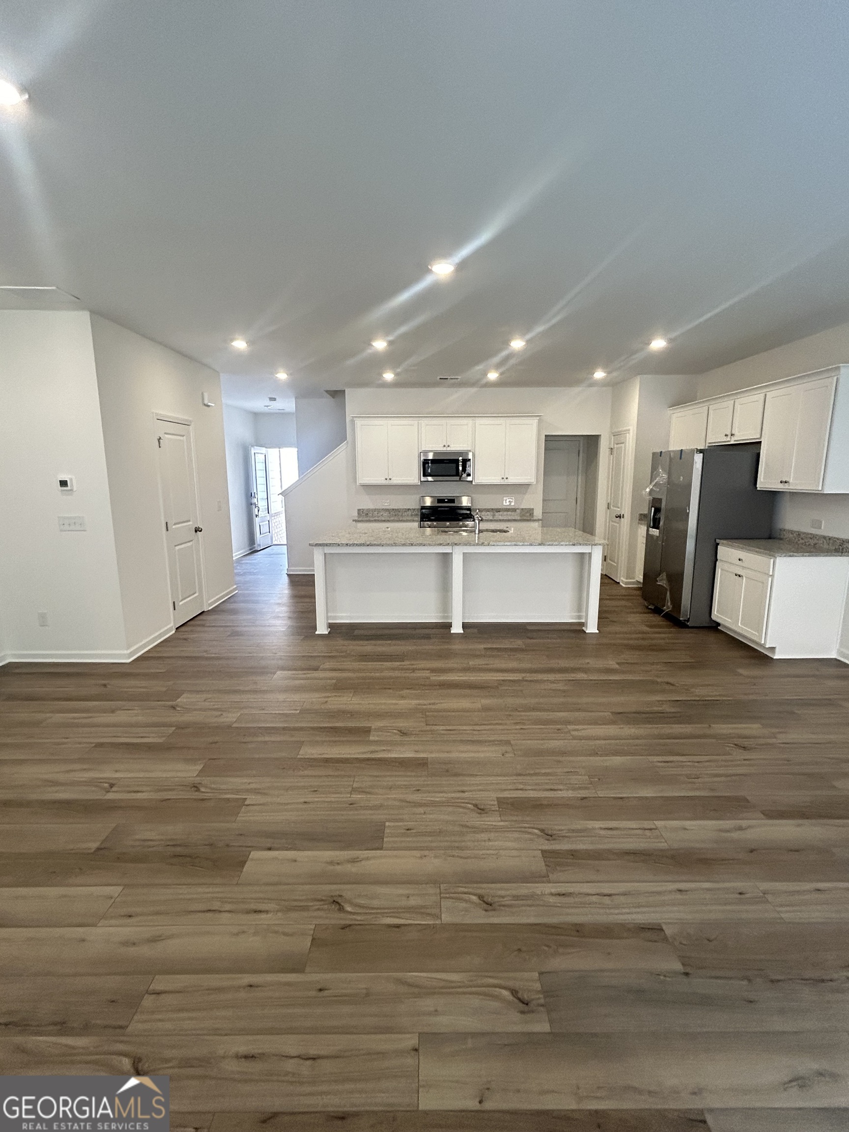160 Vision Street Property Photo 5