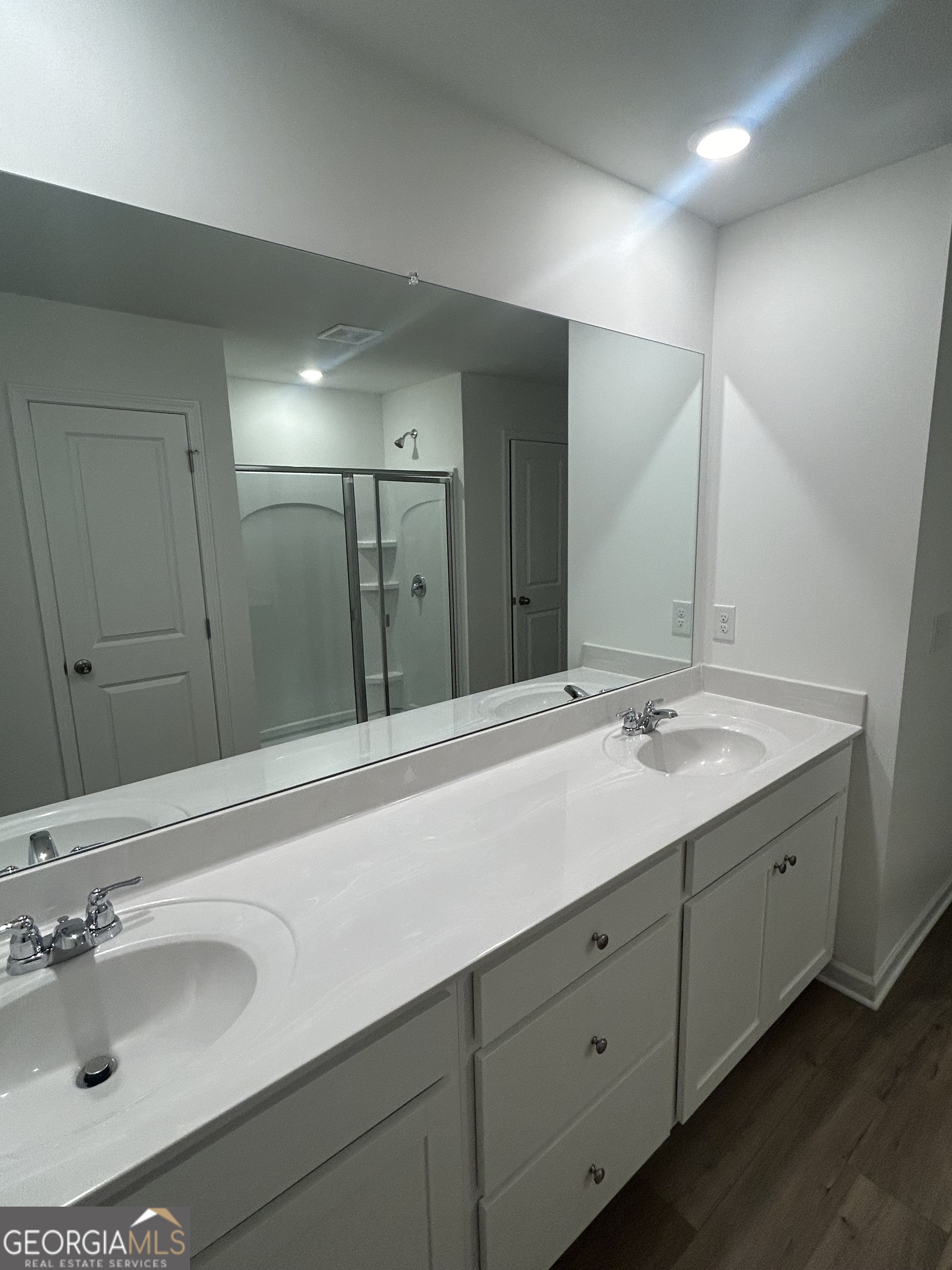 160 Vision Street Property Photo 10