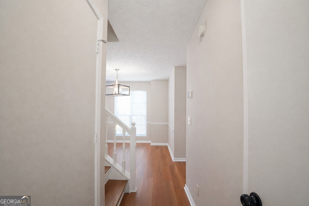 2284 Cypress Point Way Property Photo 3