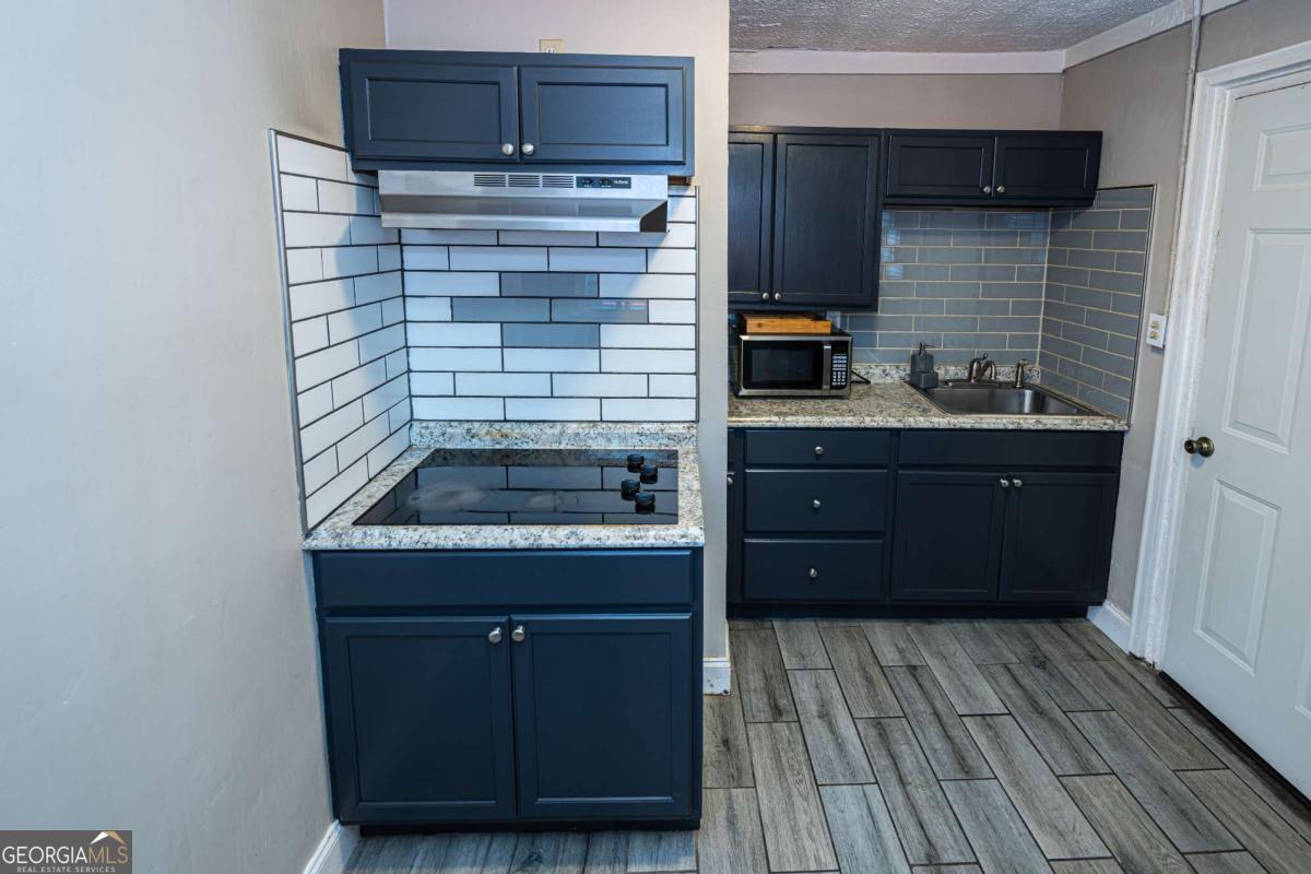 235 Walnut Street Nw Property Photo 17