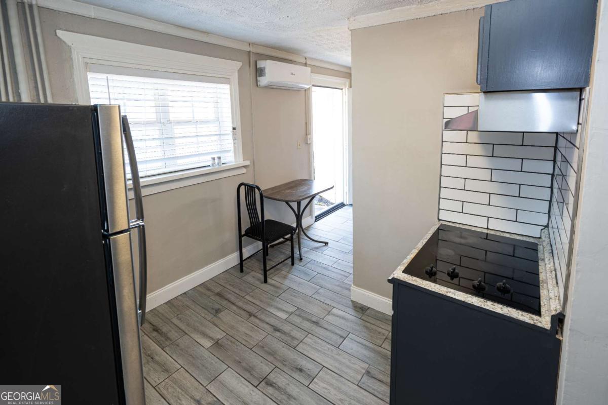 235 Walnut Street Nw Property Photo 19