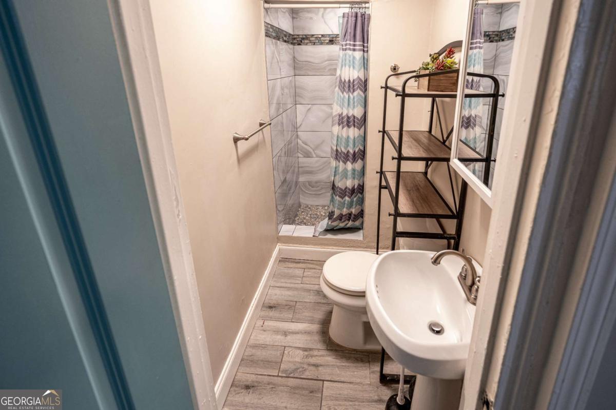 235 Walnut Street Nw Property Photo 23