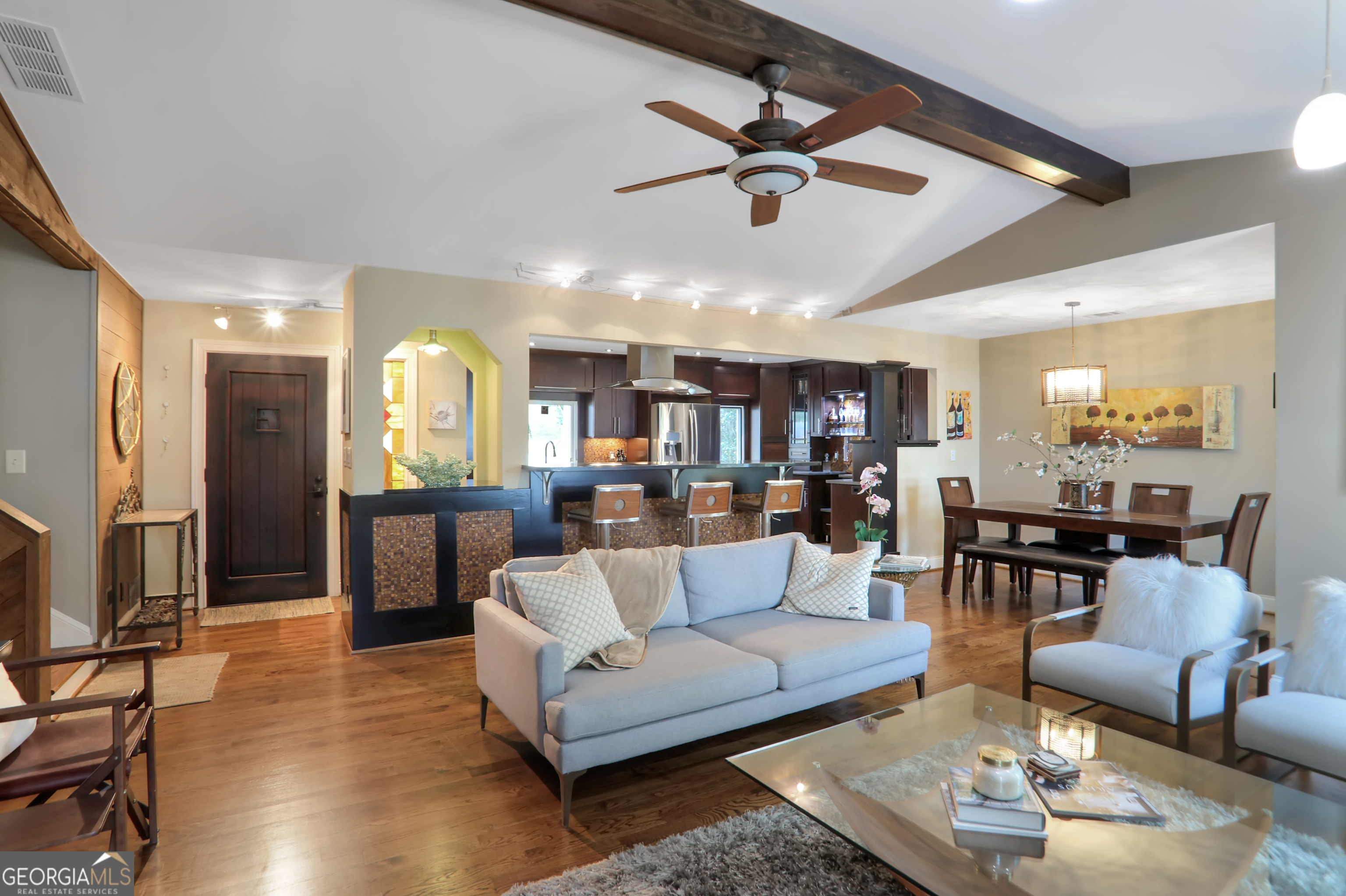 1616 Northlake Springs Court Property Photo 12