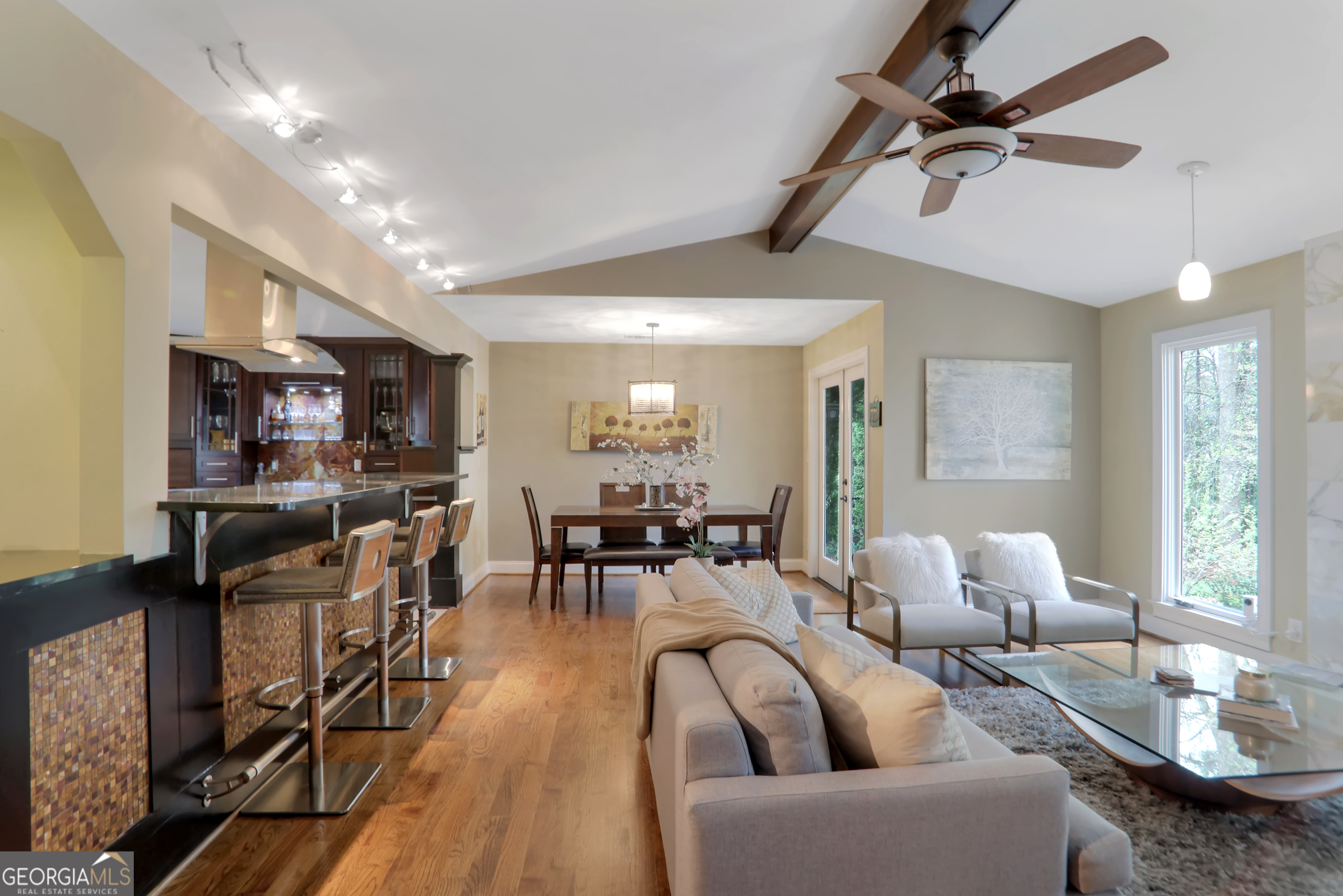 1616 Northlake Springs Court Property Photo 14