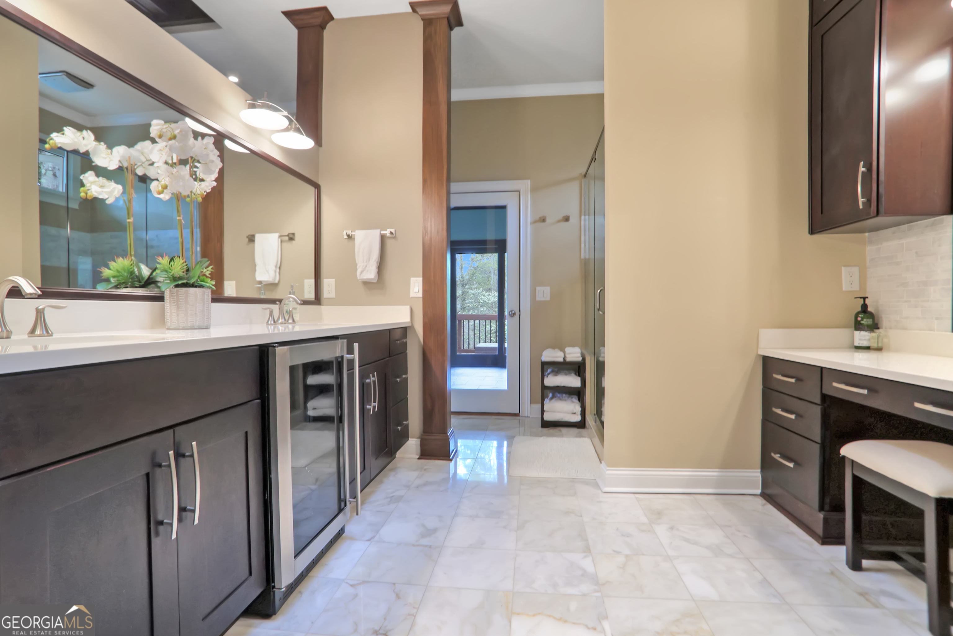 1616 Northlake Springs Court Property Photo 17