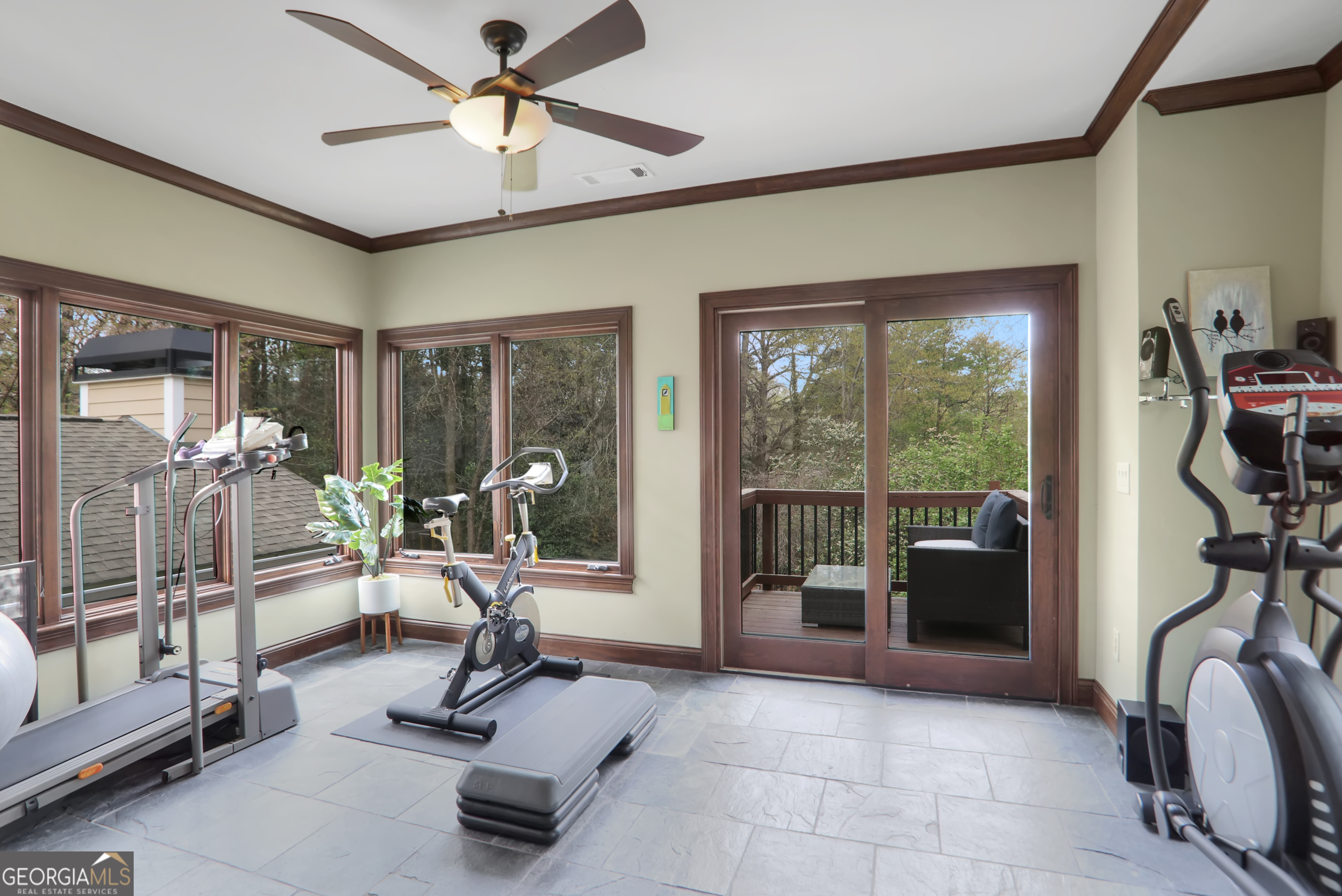 1616 Northlake Springs Court Property Photo 23