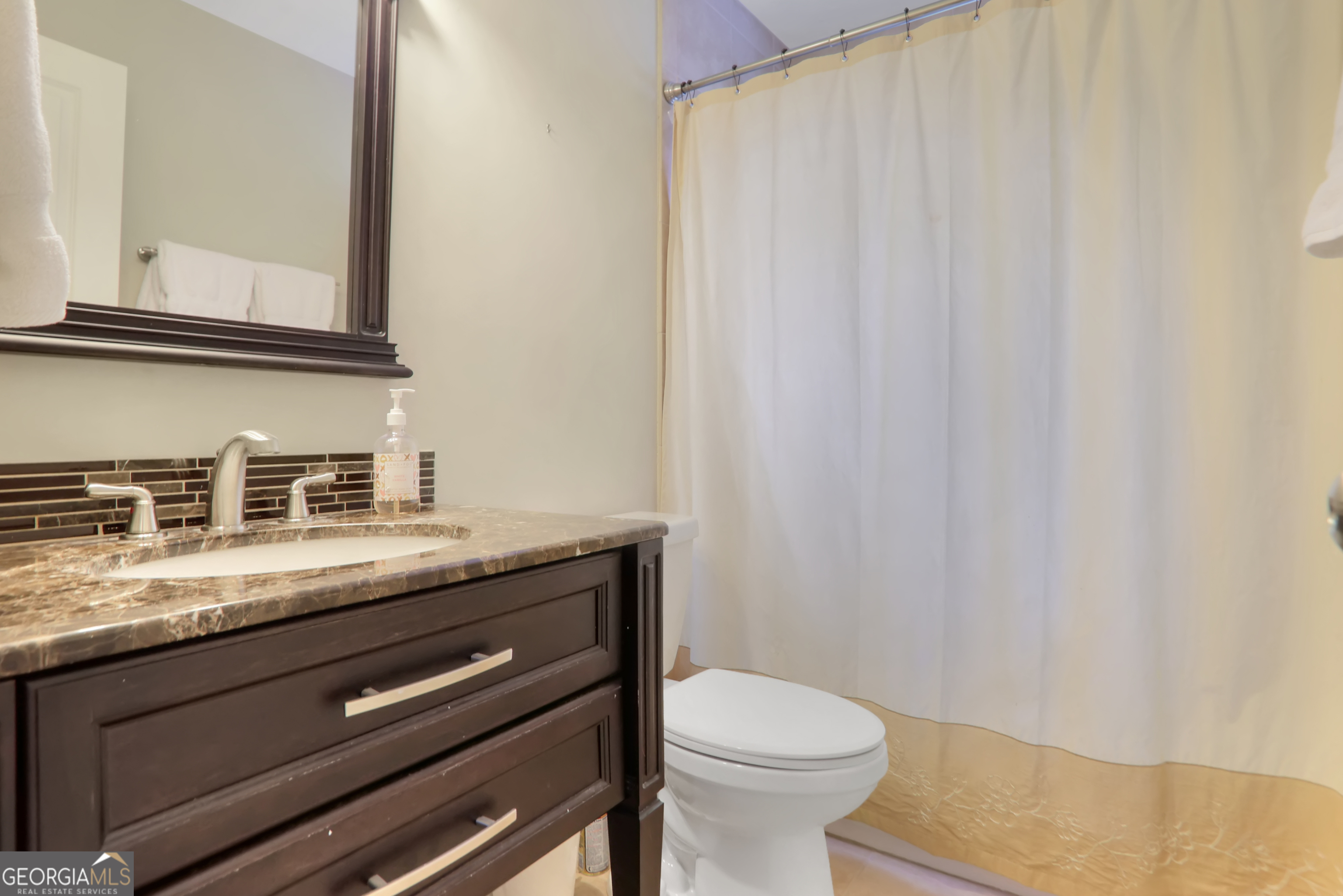 1616 Northlake Springs Court Property Photo 27