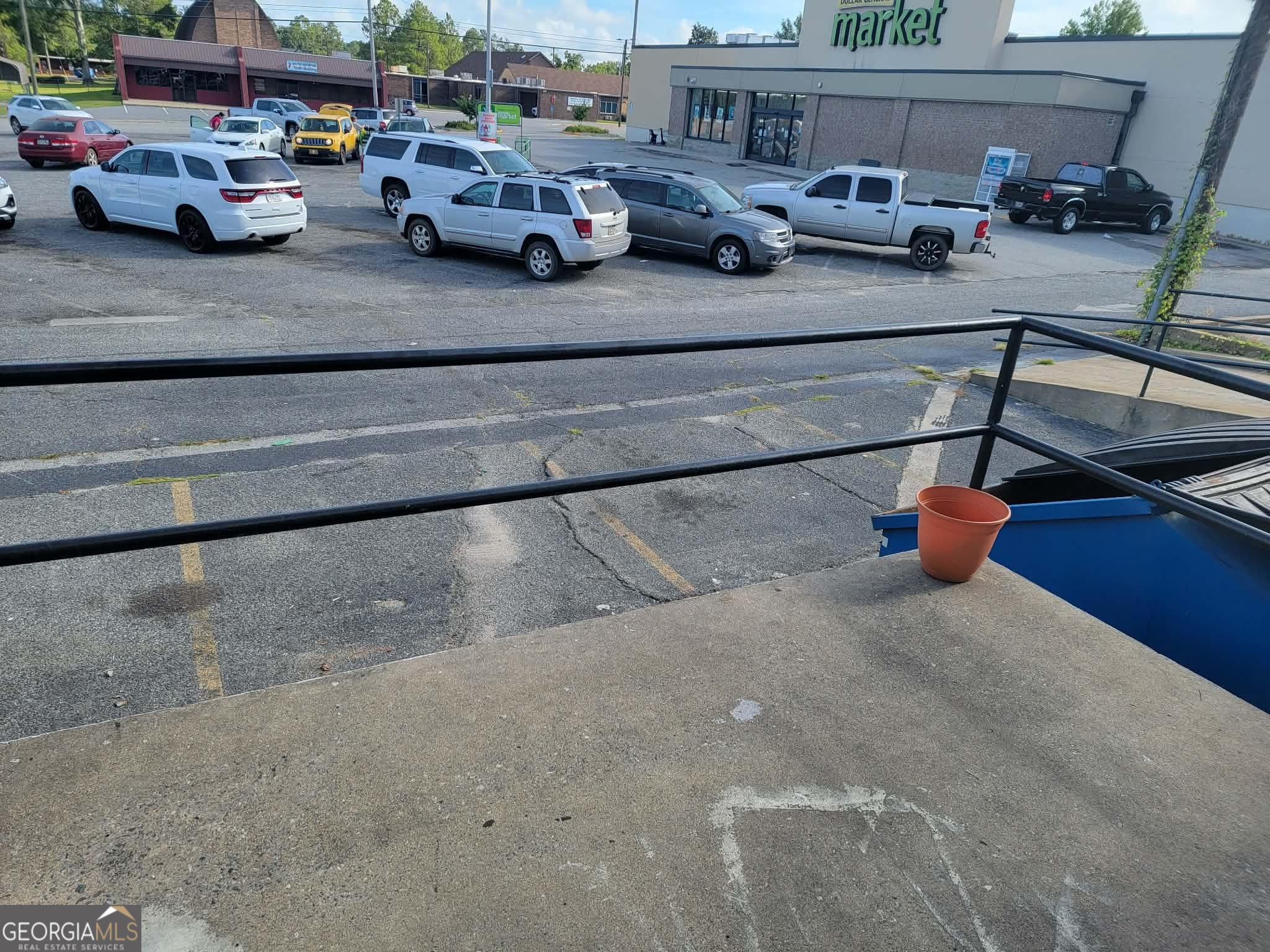 113 Ne Broad Street Property Photo 40