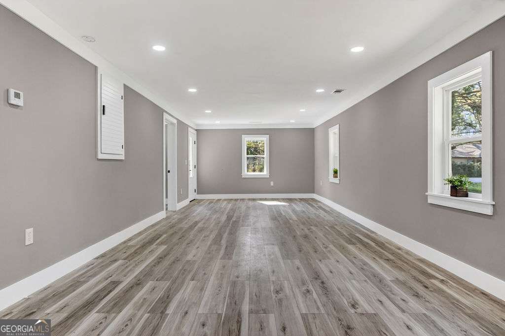 206 Walker Drive Property Photo 14
