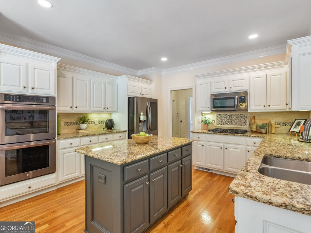 5808 Ripplestone Court Nw Property Photo 3