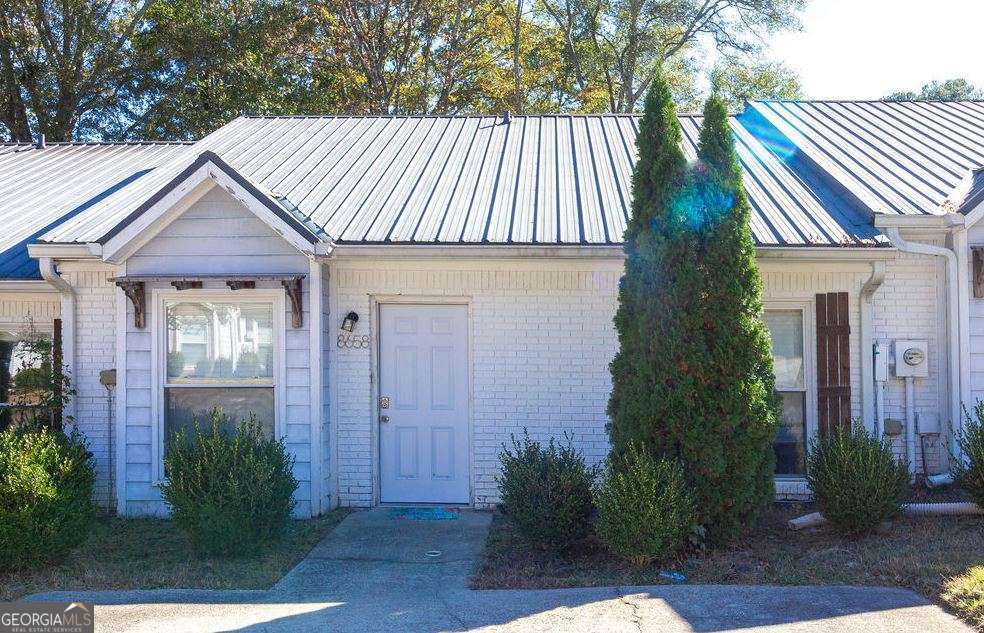 8658 Ashley Way Property Photo 1