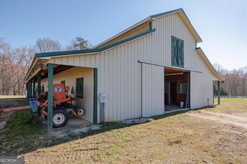 2320 Hardman Road Property Photo 23