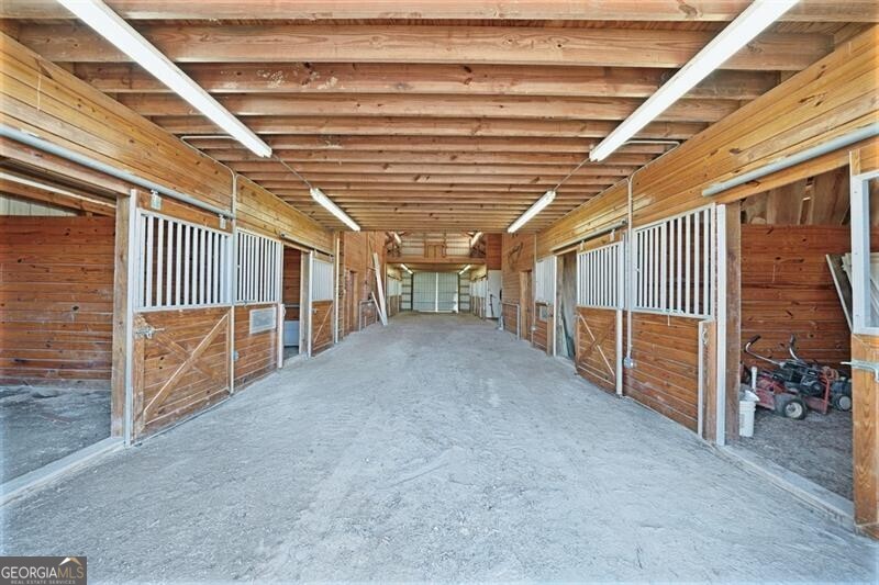 2320 Hardman Road Property Photo 24