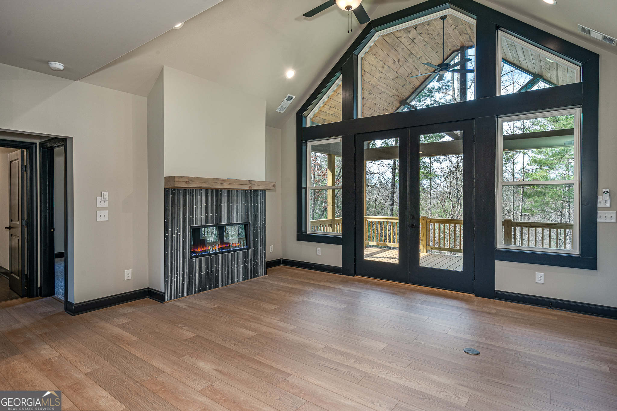 325 River Mountain Road Property Photo 11