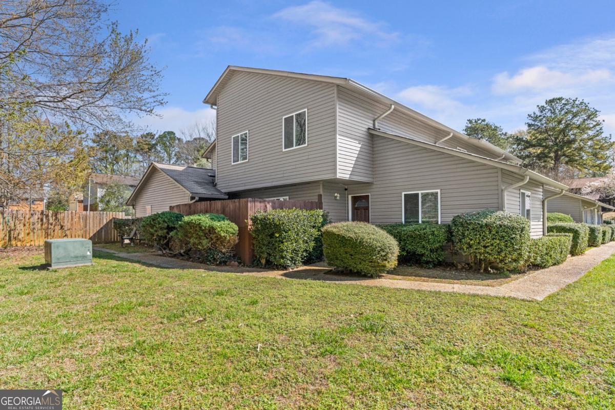 4908 Willow Lane Property Photo 1