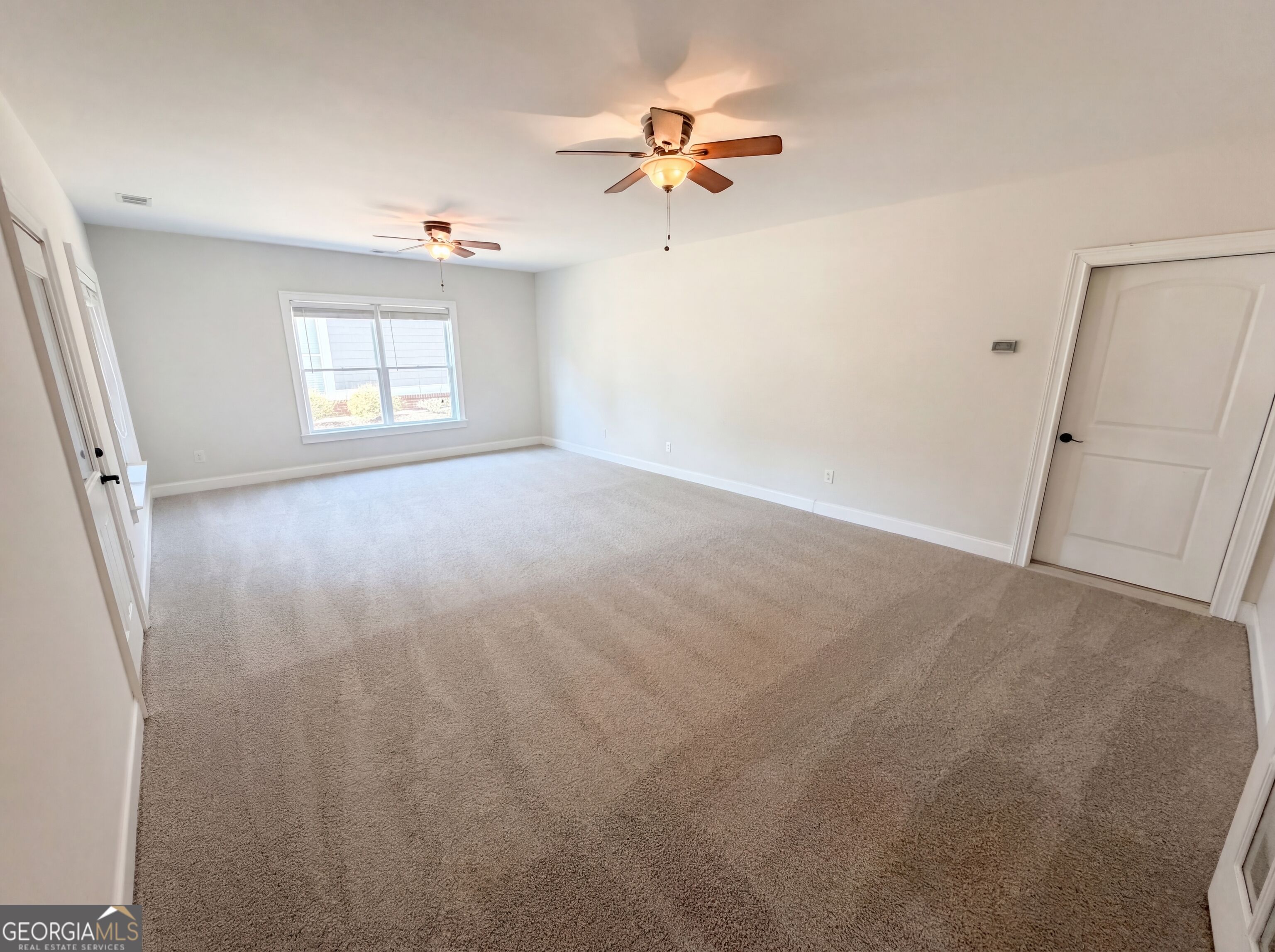 2295 Venture Drive Property Photo 11