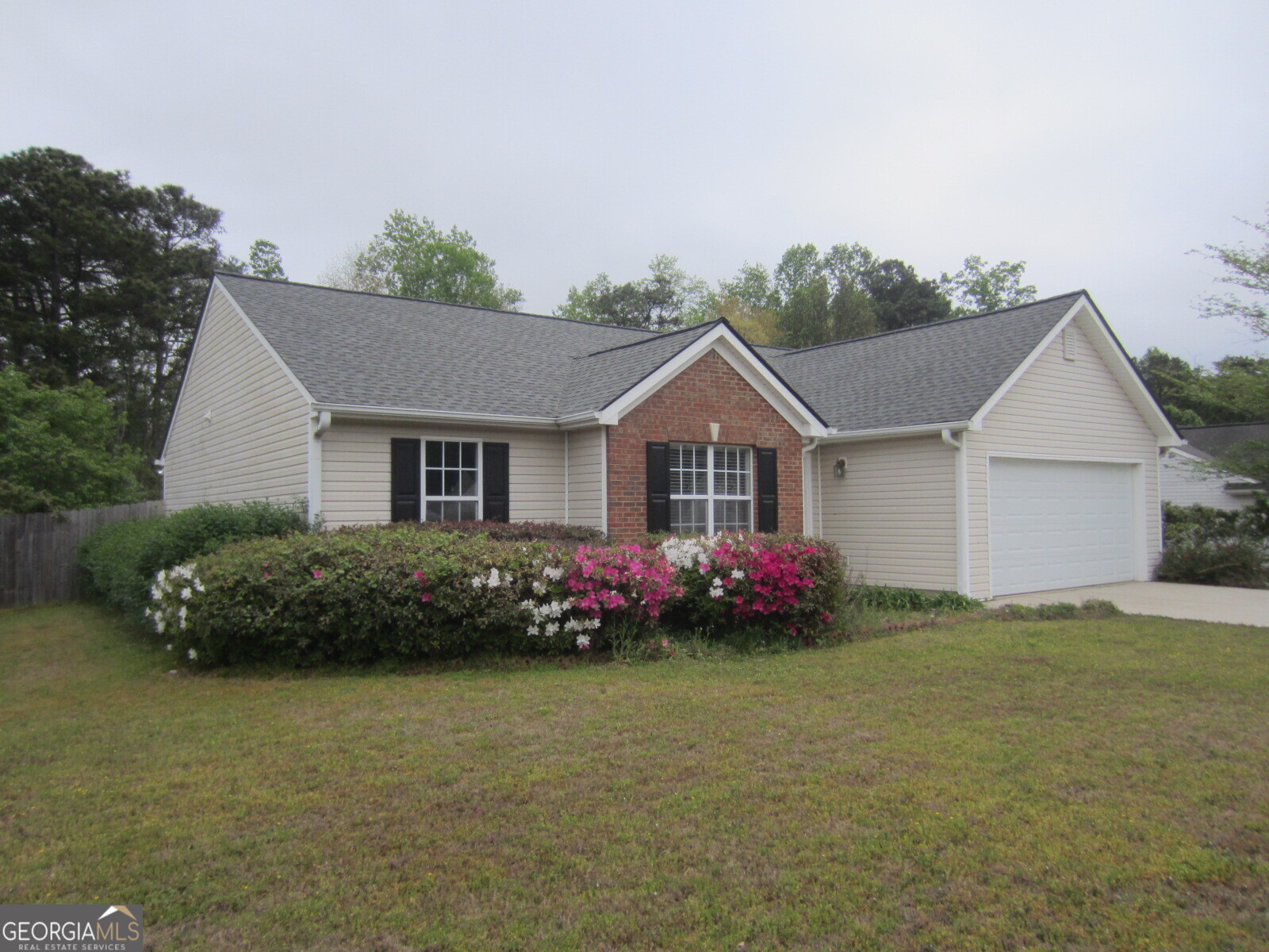 6285 Huntcliff Drive Property Photo 1