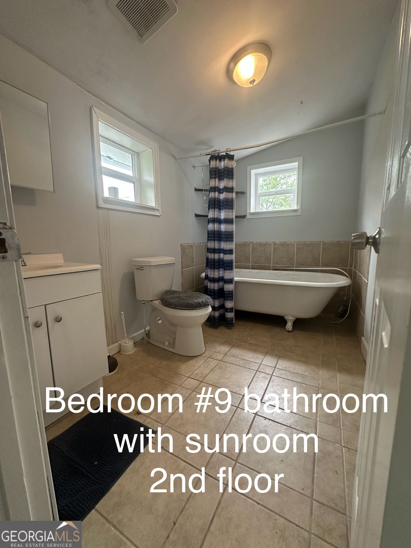 7047 Swift Street Property Photo 7