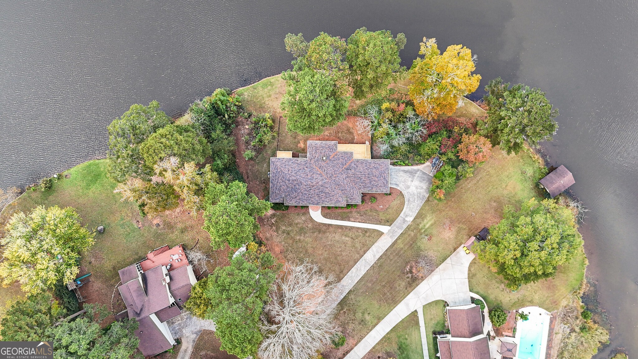 30 Hawthorne Drive Property Photo 2