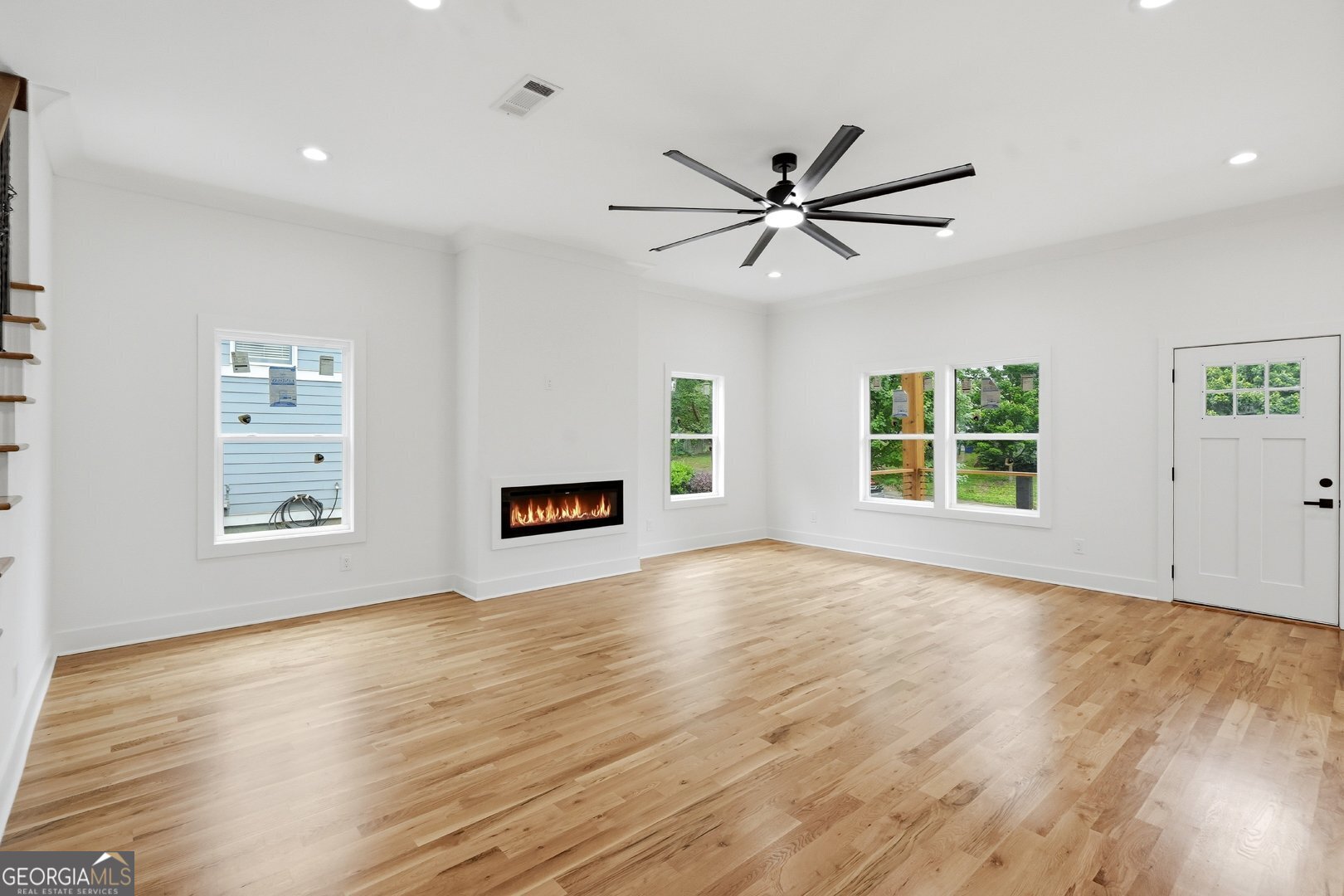 269 Ohm Avenue Property Photo 8