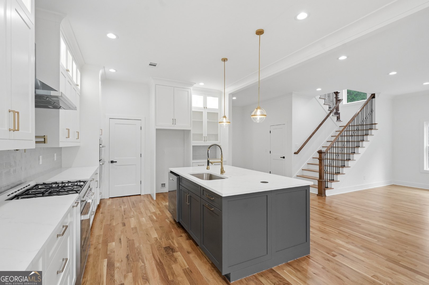 269 Ohm Avenue Property Photo 13