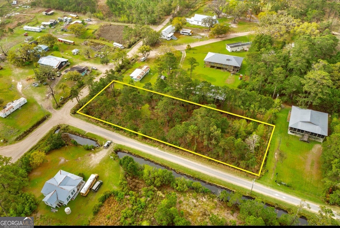 24 E West Autobahn Road Property Photo 1