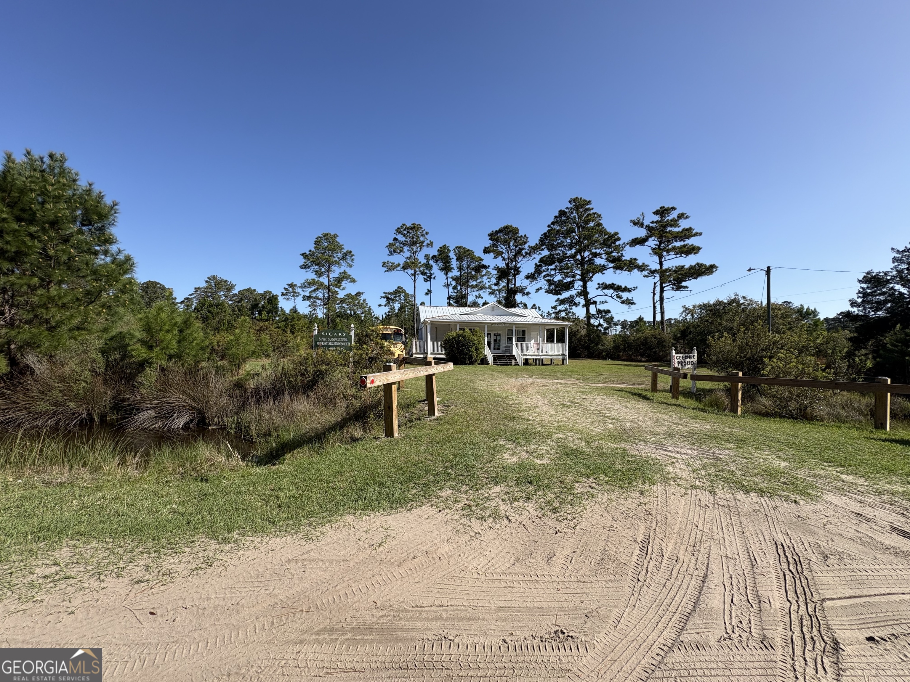 24 E West Autobahn Road Property Photo 14
