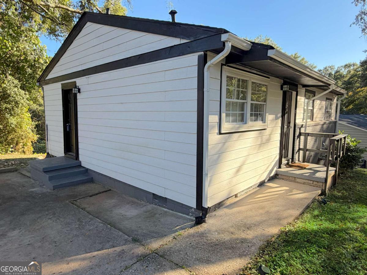 2621 Abner Place Nw Property Photo 4
