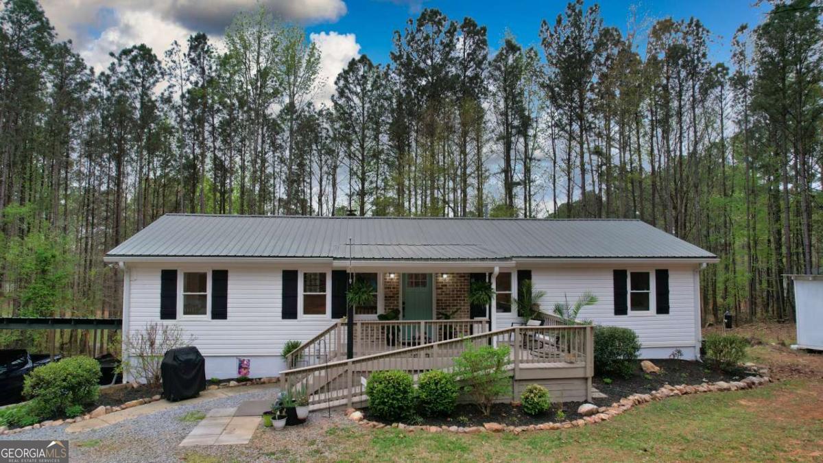 2558 Gulledge Road Property Photo 1
