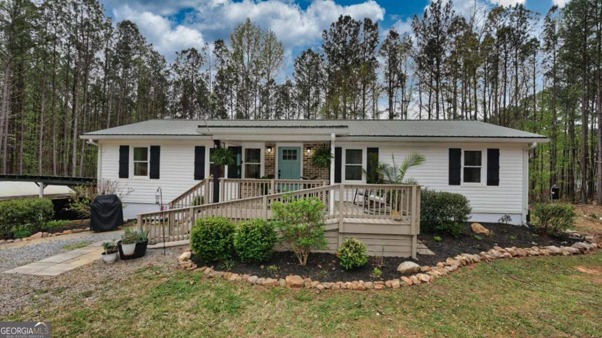 2558 Gulledge Road Property Photo 3