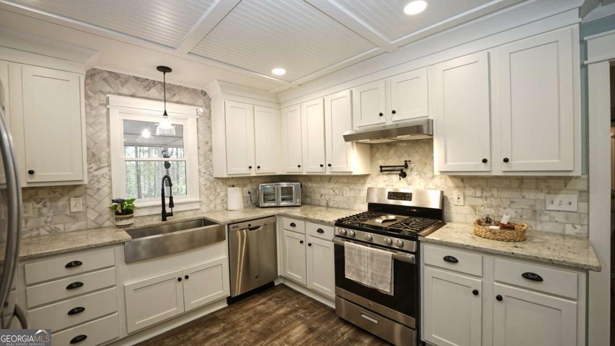 2558 Gulledge Road Property Photo 17